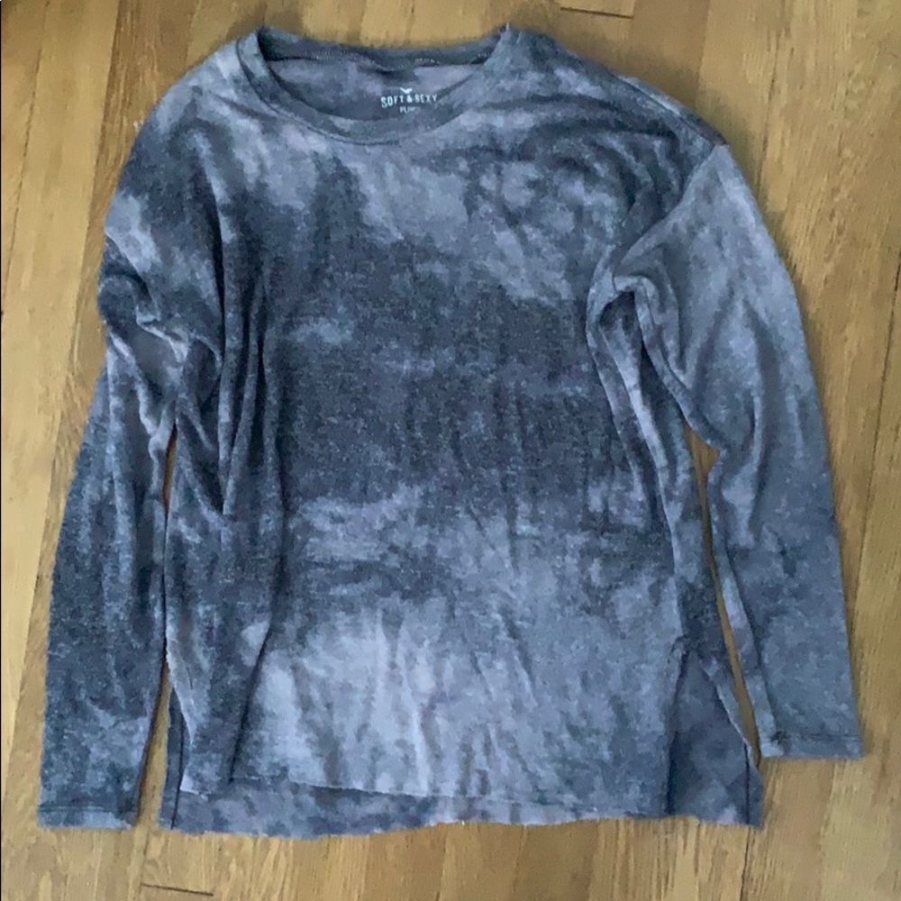 Women’s American Eagle Plush Sweater Size Small